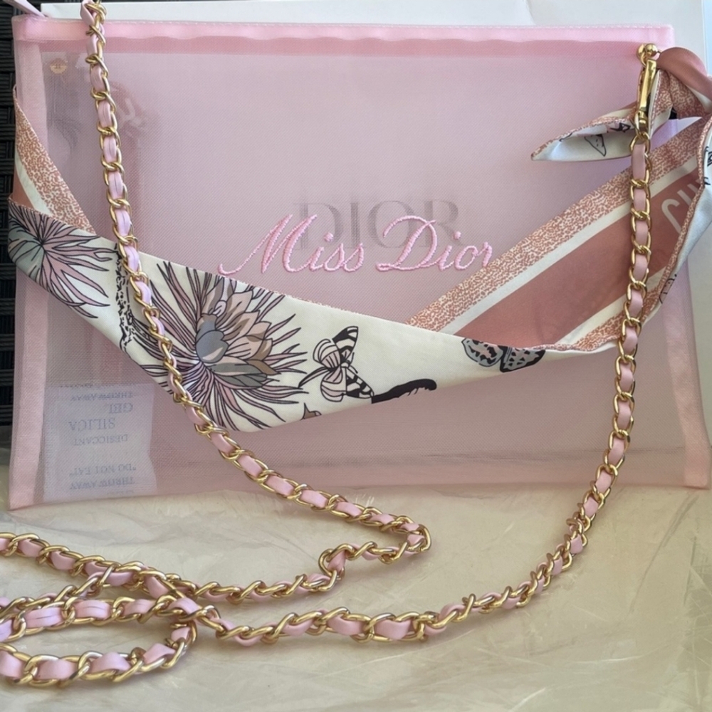 Dior - Picture 9 of 10